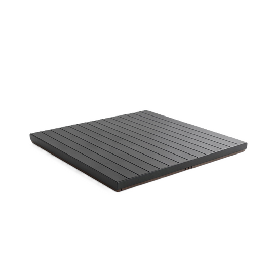 Komposiittiterassi 2x2m